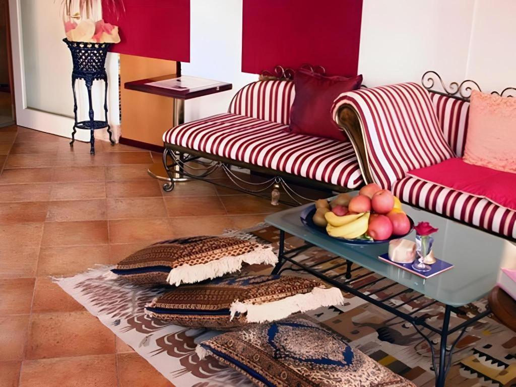 Arabian Art Hotel & Gallery Ondzsuku Kültér fotó