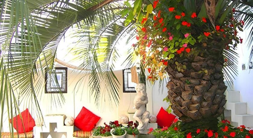 Arabian Art Hotel & Gallery Ondzsuku Kültér fotó